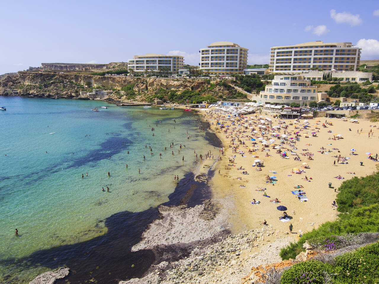 Plaża Golden Bay, Malta